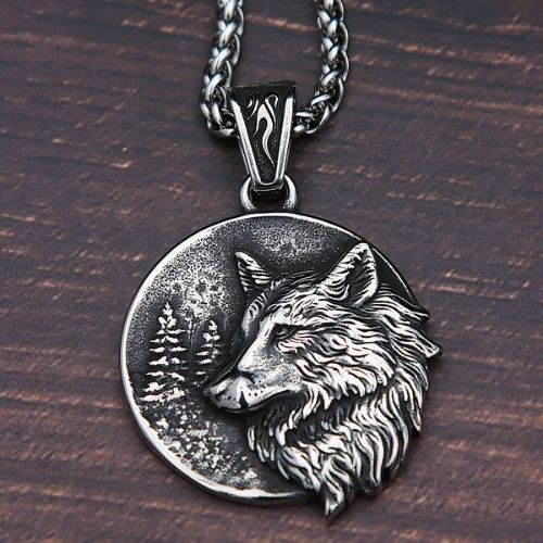 Viking Wolf Spirit Amulet Necklace – 316L Stainless Steel Nordic Pendant