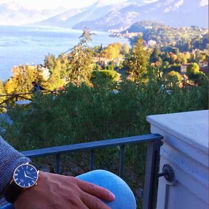 AMANT Paris Luxury Watch – Ultra-Thin Sapphire Glass Dress Watch with Italian Leather Strap